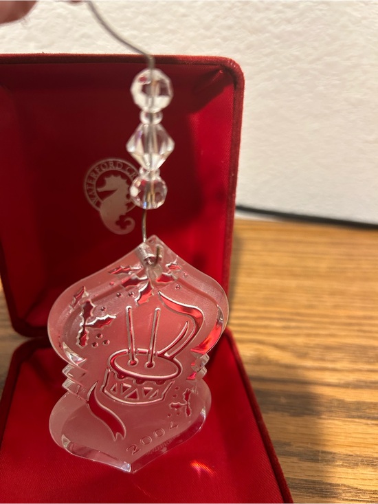 Waterford 2004 Crystal Ornament with Red Presentation Case